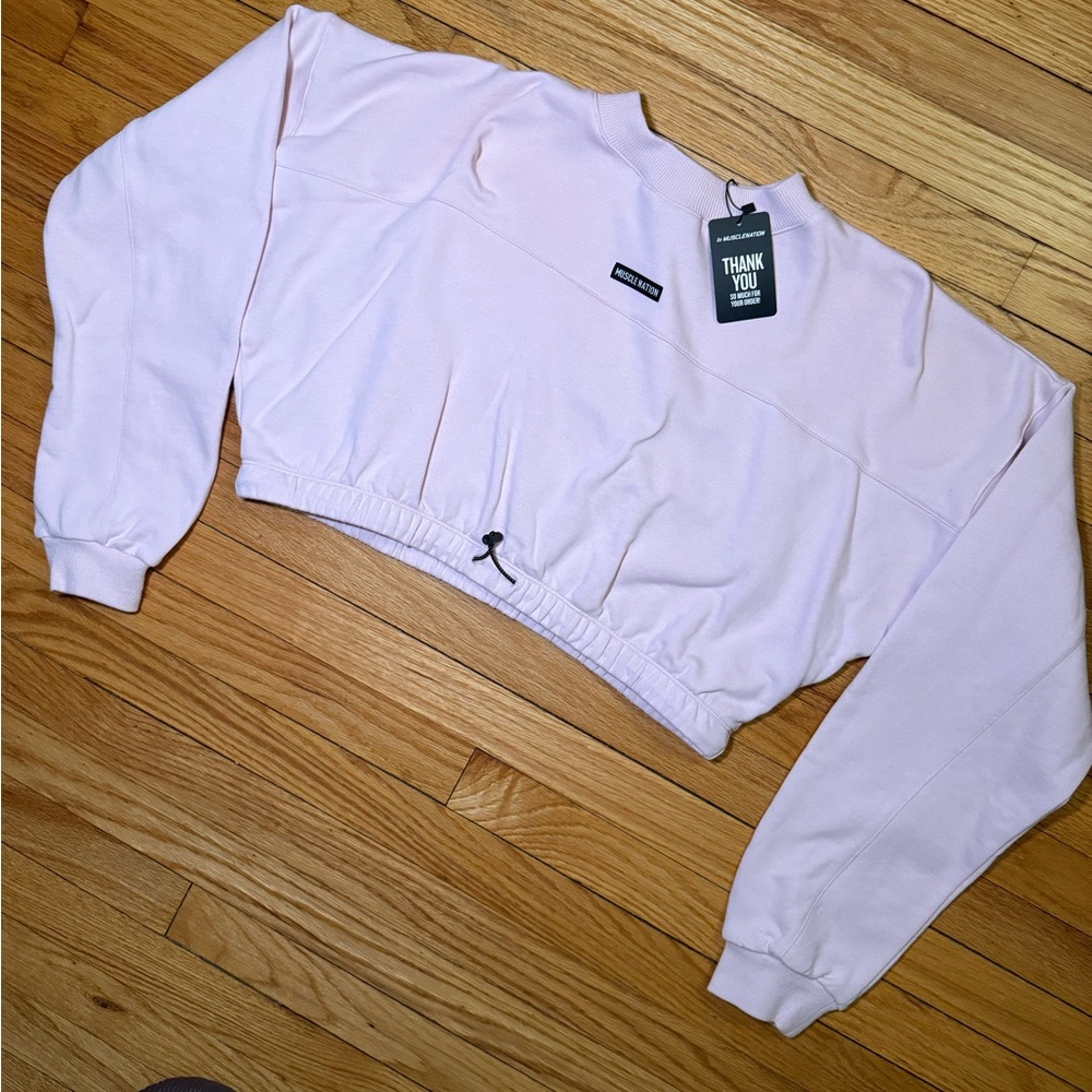 Baby pink Muscle Nation athletic sweater 💕